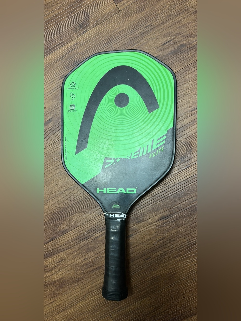 HEAD Green and Black Pickleball Paddle - Extreme Elite Style